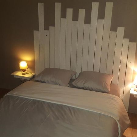 Appartement Spacieux Et Atypique 色当 外观 照片