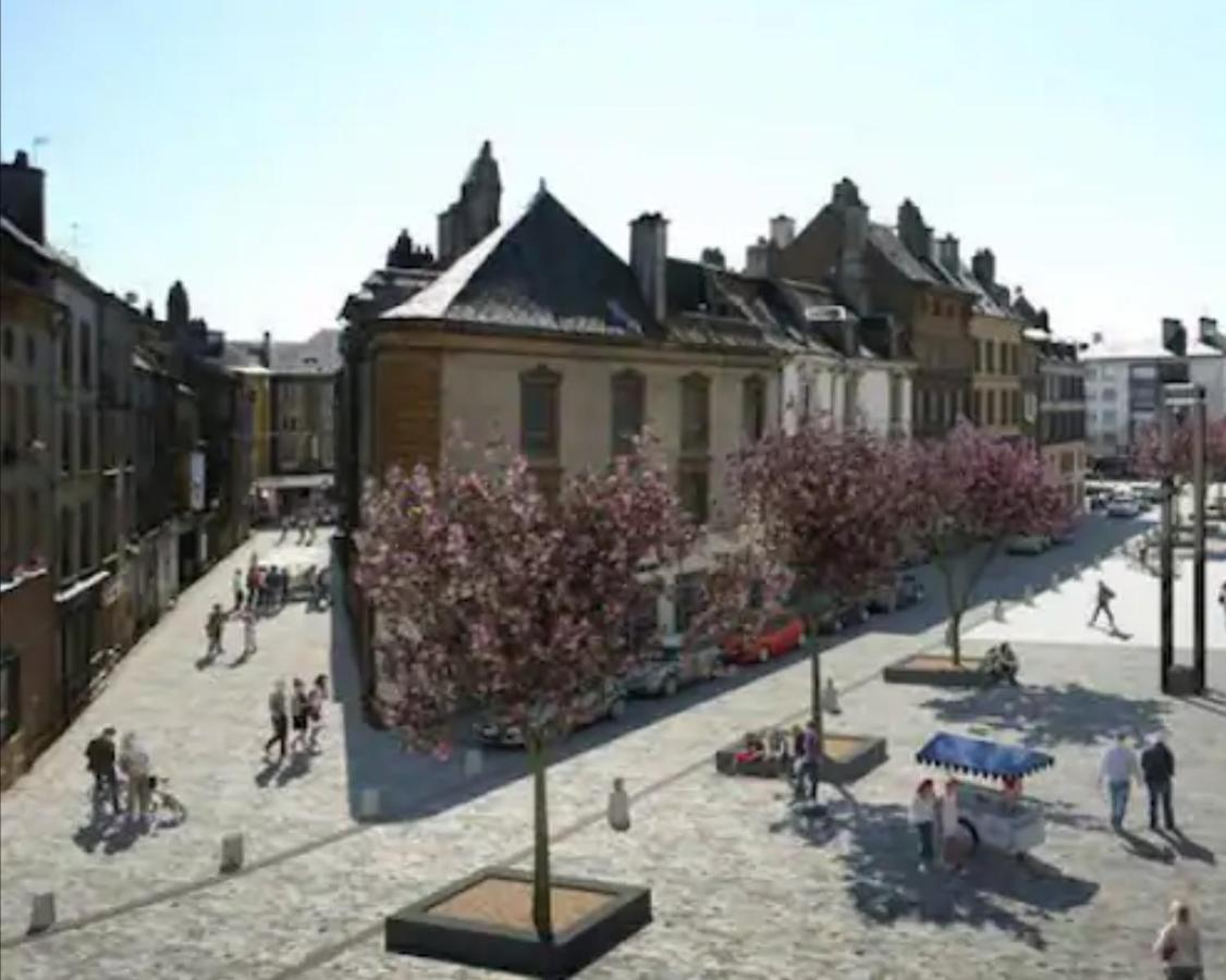 Appartement Spacieux Et Atypique 色当 外观 照片